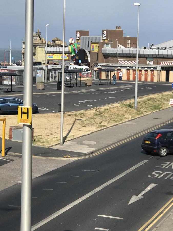 The Claire Michelle Hotel Blackpool Kültér fotó